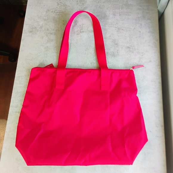 Victoria's Secret Red Heart Valentine's V-Day Packable Tote Bag Zipper NWT - Picture 6 of 11